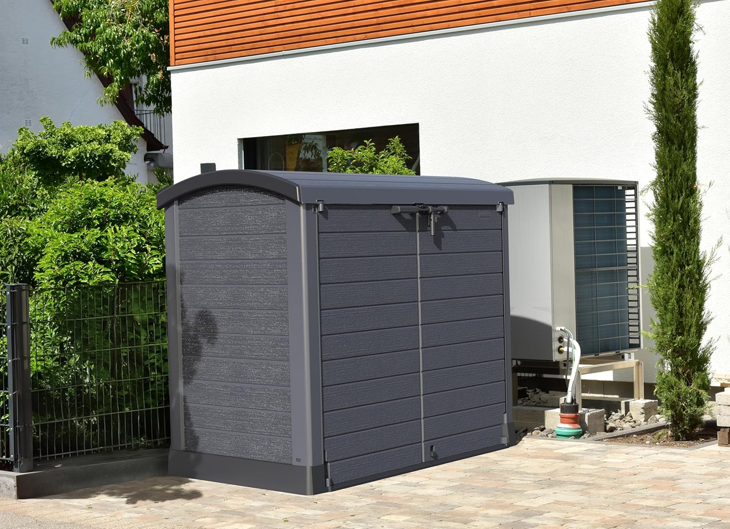 Duramax StoreAway 1200L Plastic Garden Shed/ Flat Lid, Outdoor Storage Shed, Wheelie Bin Hideaways, Wheelie bin box, Durable Construction, Ideal for Bikes, BBQs & 2x 240L Bins, 145x85x125 cm, Brown