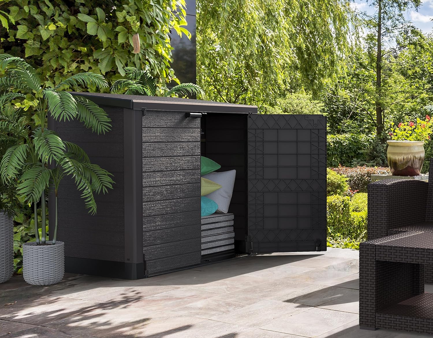 Duramax StoreAway 1200L Plastic Garden Shed/ Flat Lid, Outdoor Storage Shed, Wheelie Bin Hideaways, Wheelie bin box, Durable Construction, Ideal for Bikes, BBQs & 2x 240L Bins, 145x85x125 cm, Brown