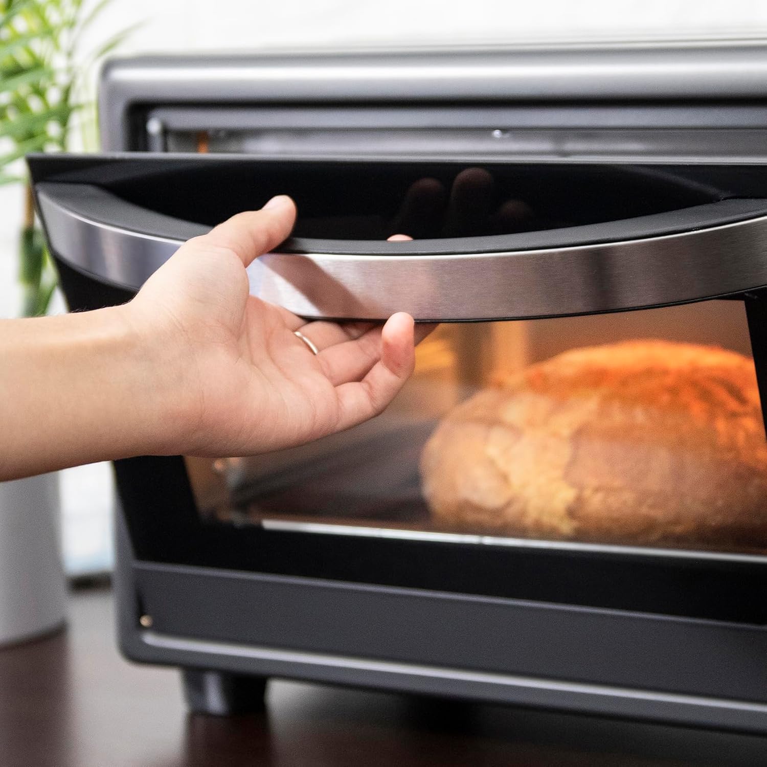 Cecotec Bake&Toast 4600 Black Gyro Countertop Oven, 46 L, 2000 W, 12 Combinable Heating Functions, Includes Rotating Spindle, Crumb Catcher Tray.
