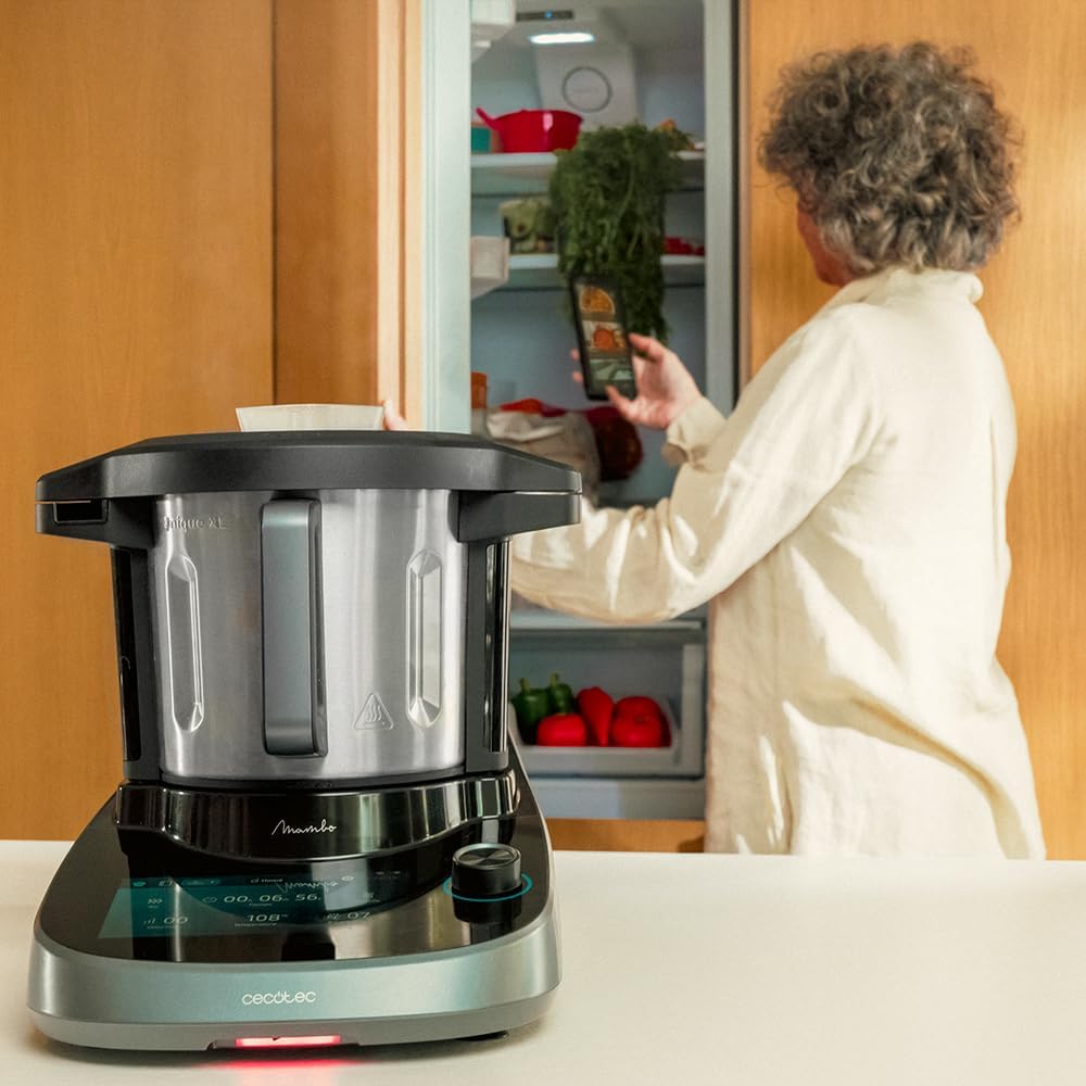 Cecotec Robot de Cuisine Mambo Black. 23 Fonctions, 10 Niveaux de Température, 1700W, 2,5 kg de Pâte, Cruche de 3,3L, 10 Vitesses, Minuterie, Température Réglable de 37 °C à 120 °C