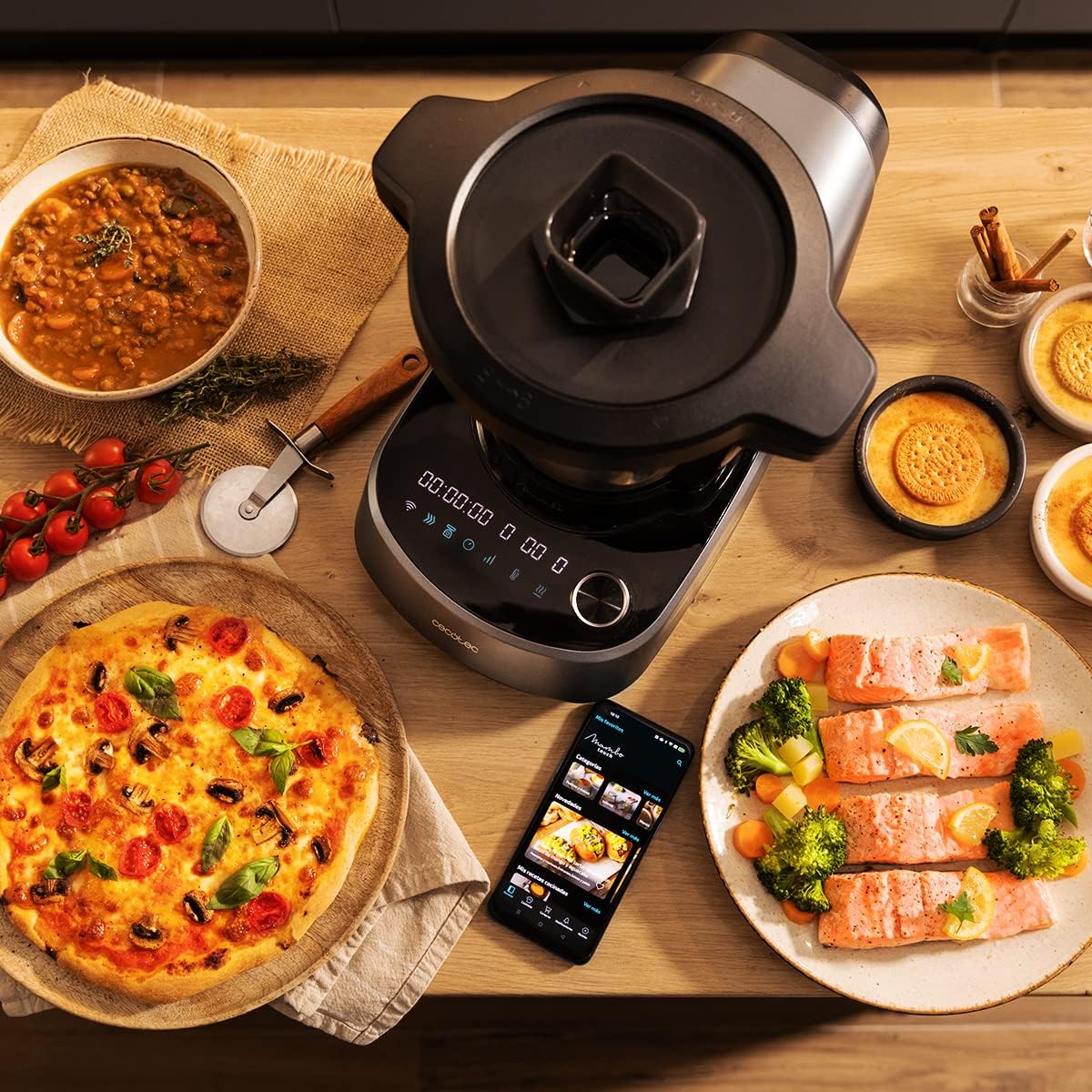Cecotec Robot de Cuisine Mambo Black. 23 Fonctions, 10 Niveaux de Température, 1700W, 2,5 kg de Pâte, Cruche de 3,3L, 10 Vitesses, Minuterie, Température Réglable de 37 °C à 120 °C