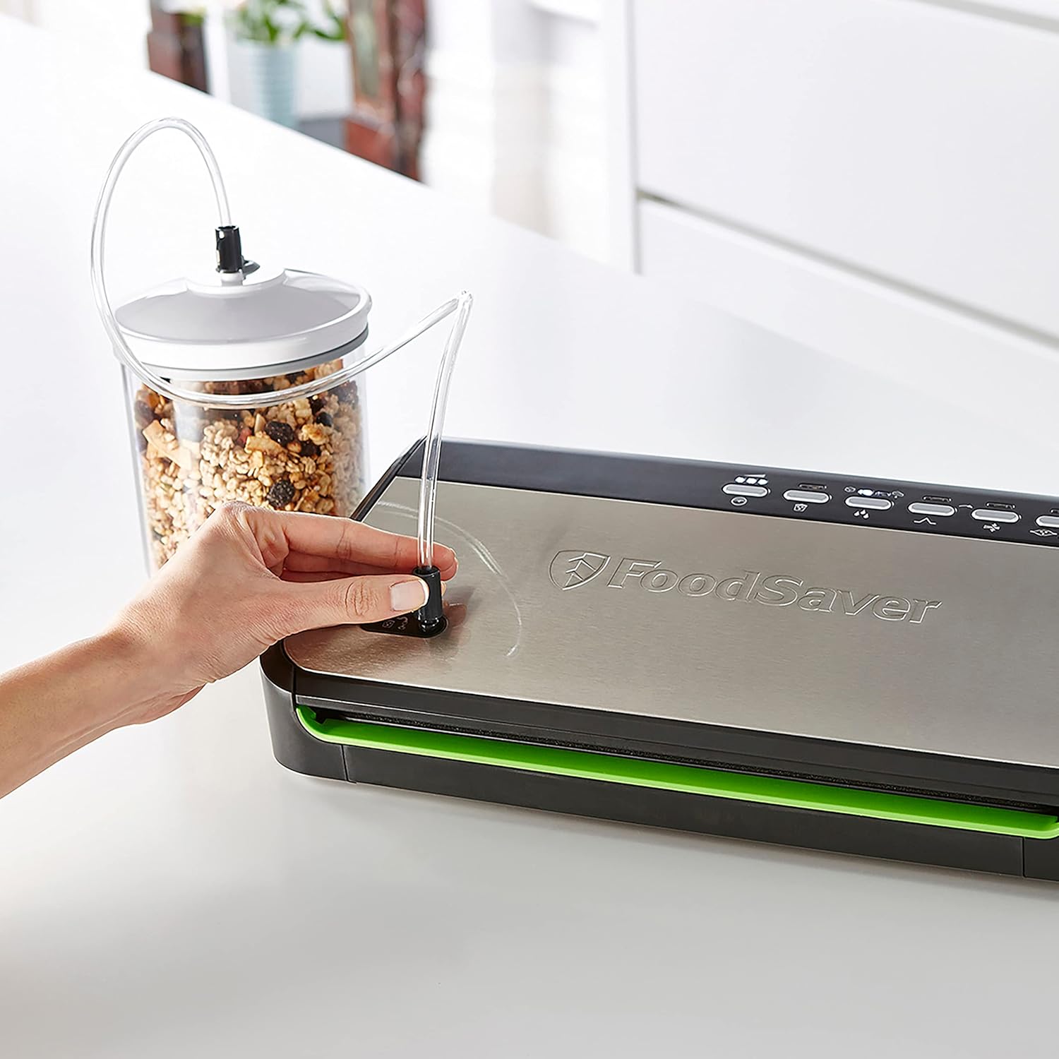 FoodSaver FFS005X Vacuum Sealer with Storage Compartment for Roll and Cutter, Pulse Function for Fragile Food, Includes Matching Accessories and Vacuum Bags