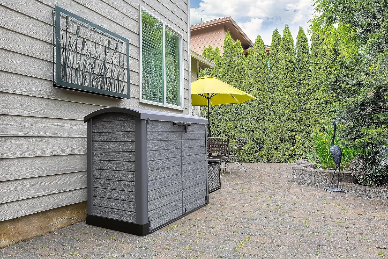 Duramax StoreAway 1200L Plastic Garden Shed/ Flat Lid, Outdoor Storage Shed, Wheelie Bin Hideaways, Wheelie bin box, Durable Construction, Ideal for Bikes, BBQs & 2x 240L Bins, 145x85x125 cm, Brown