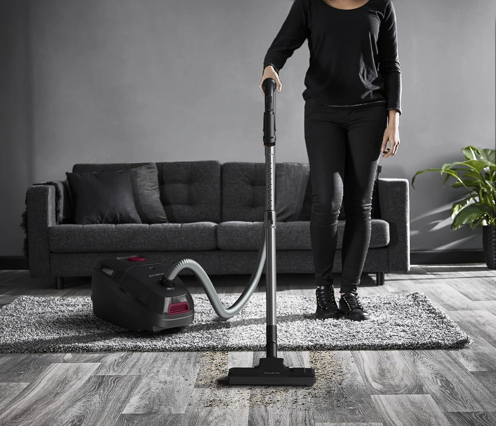 Rowenta Green Force Max Silence Vacuum Cleaner with Bag, 900 W Max, High Filtration, Quiet, Eco-Responsible, Made in France, Black/Aluminium RO6136EA