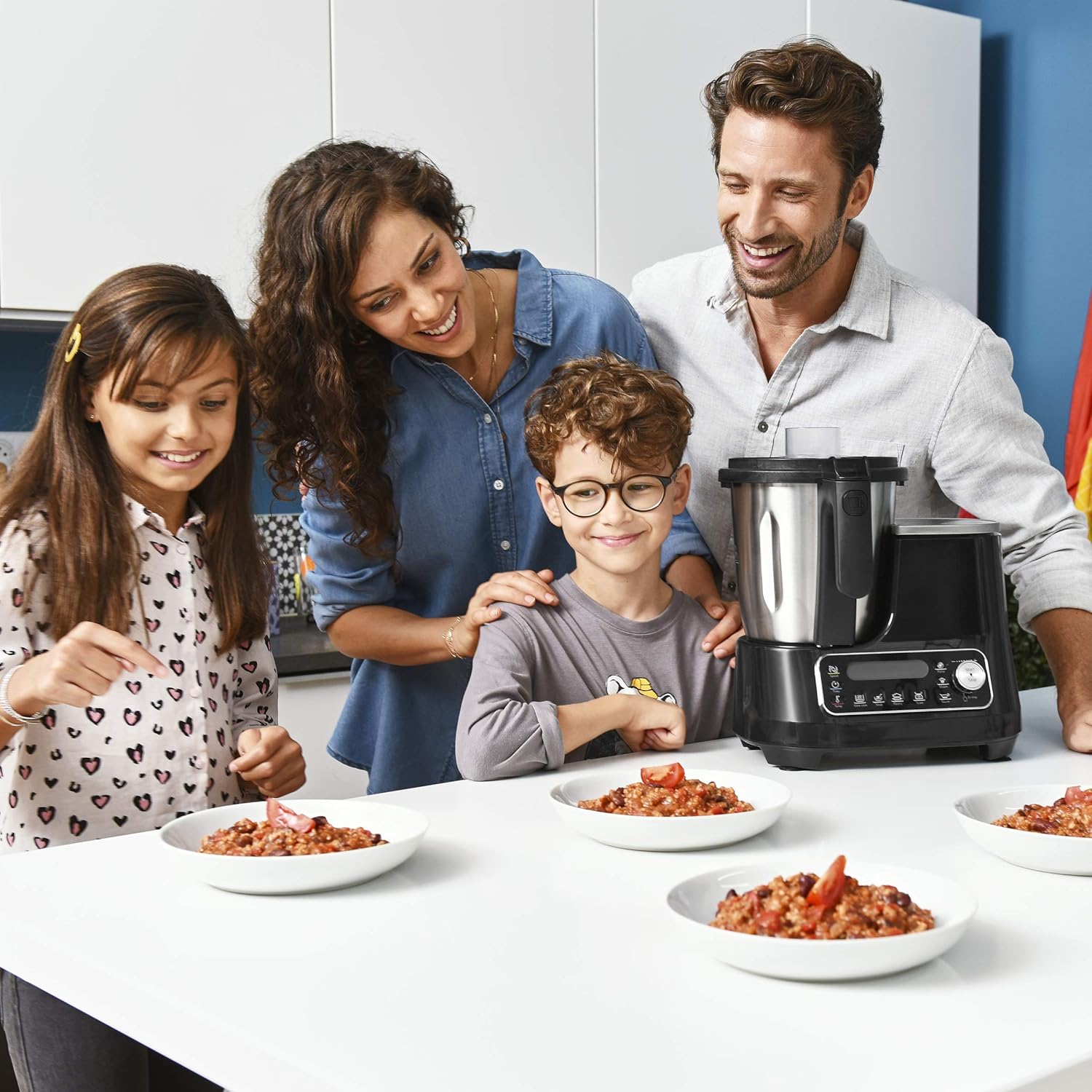 Moulinex Clickchef Compact Multi-Function Cooker, 3.6 L, 1400 W, 5 Programs, 32 Functions, Built-in Kitchen Scale, Steamer, Mixer HF456810 [Control Screen]