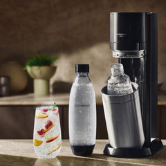 SodaStream Duo Sparkling Water Machine for Glass Jug | Pack of 2 Glass Jugs 1L + 1 Bottle 1L Dishwasher Safe + 1 60L Gas Refill Clip On | Black [Amazon Exclusive]