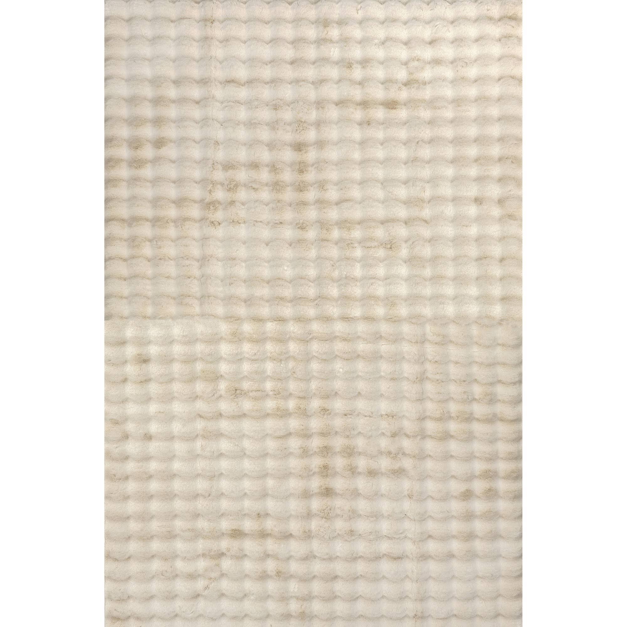 nuLOOM Jeni Solid Faux Rabbit Machine Washable Area Rug Beige 3' 9" x 6'