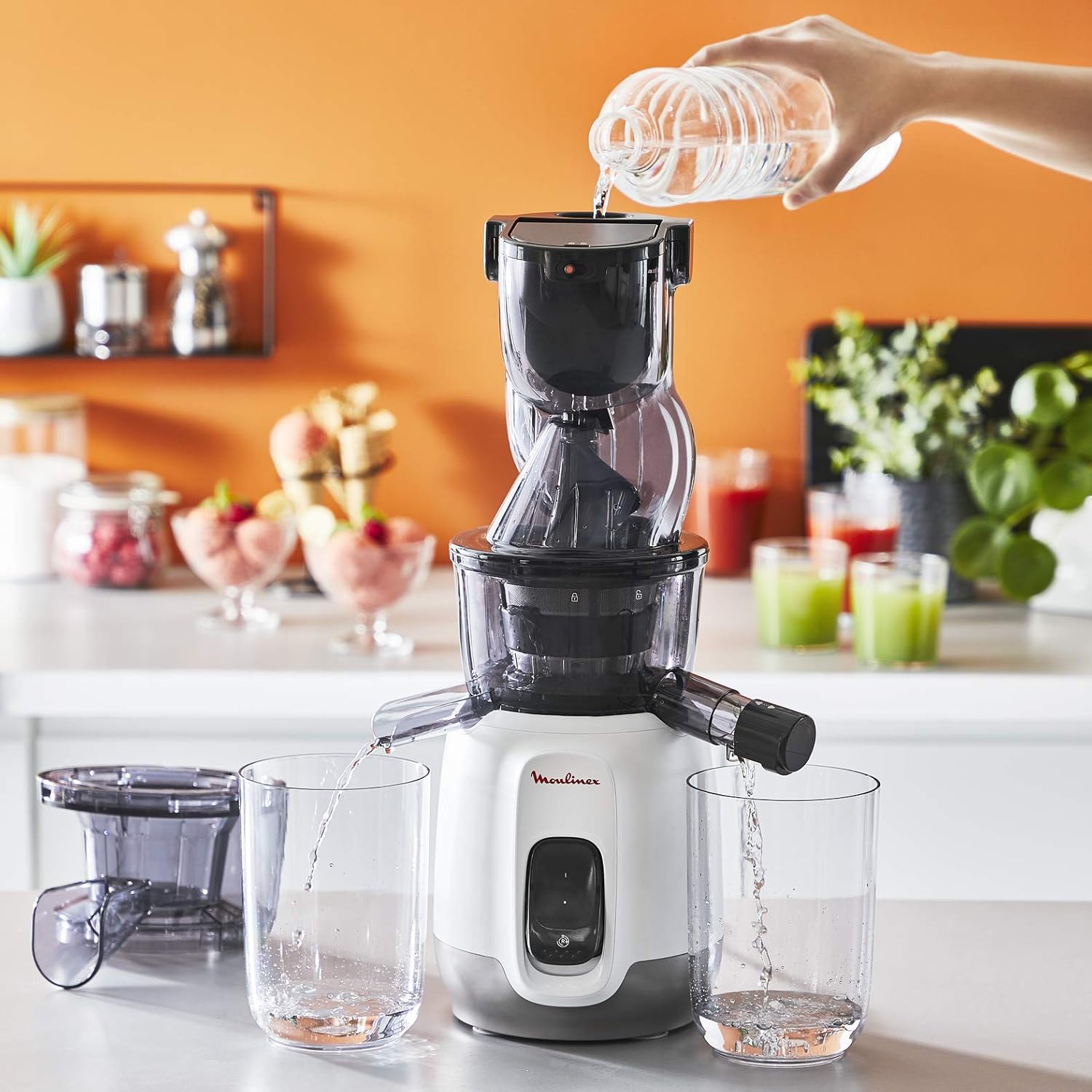 Moulinex Juice & Clean ZU420E10 Fruit and Vegetable Juice Extractor, Vitamin Juice, Press, 150 W, 42 to 83 RPM, Fresh Fruit Juice, Jam, Grout, Sorbet, Automatic Cleaning