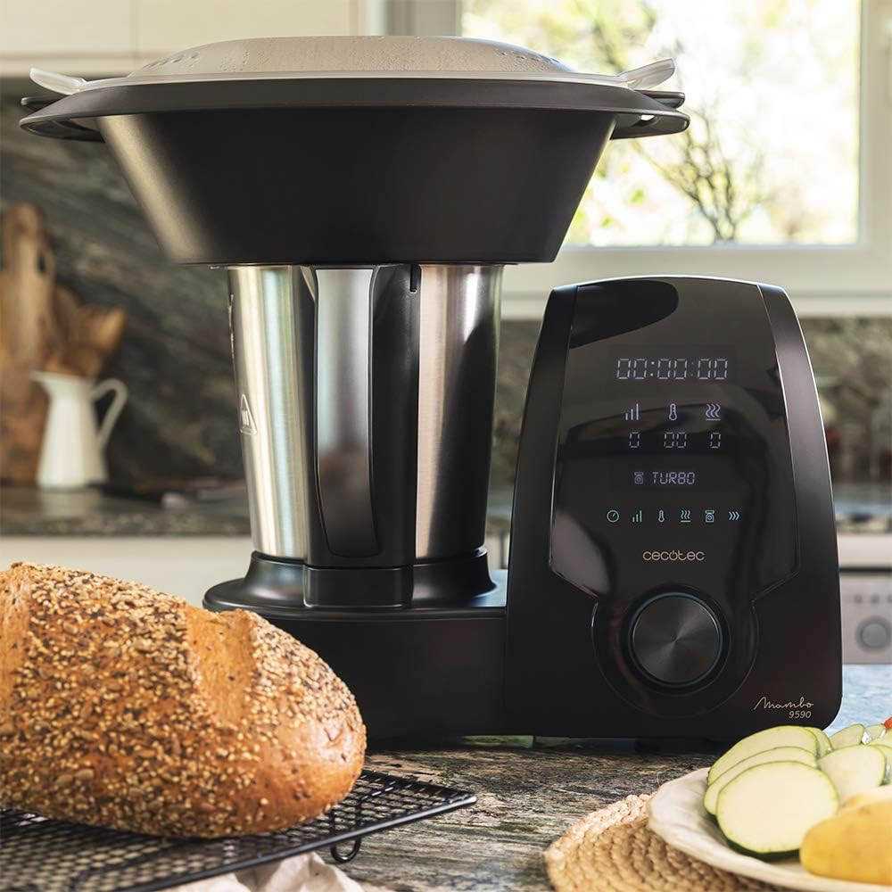 Cecotec Robot de Cuisine Mambo Black. 23 Fonctions, 10 Niveaux de Température, 1700W, 2,5 kg de Pâte, Cruche de 3,3L, 10 Vitesses, Minuterie, Température Réglable de 37 °C à 120 °C
