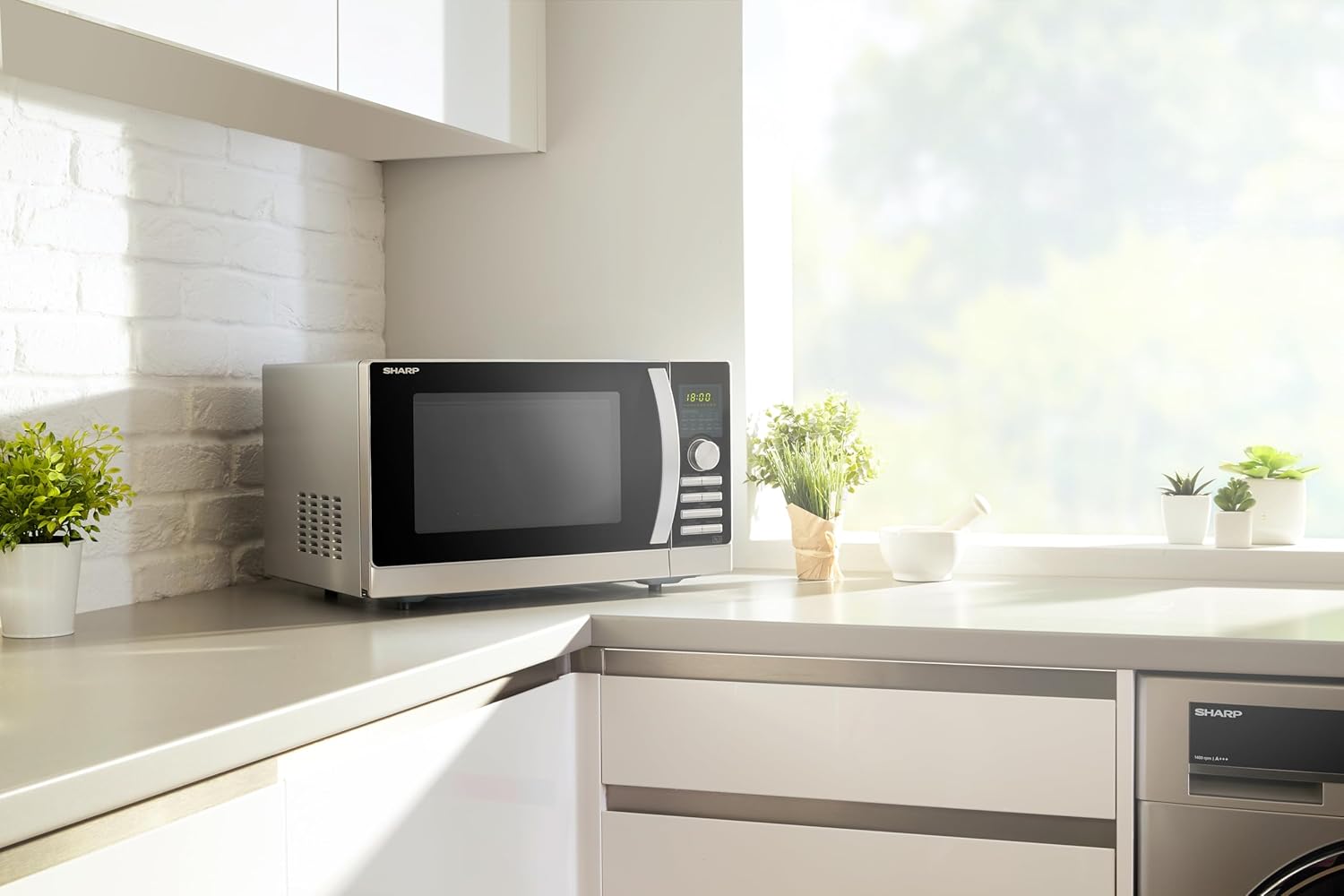 Sharp R-843INW Combined Microwave 25 Liter - Silver