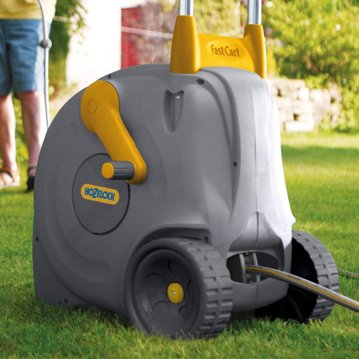 HOZELOCK - Dévidoir Chariot Fast Cart 40 M : Dévidoir sur Roues 40 M + 2 M, Chariot Caréné Ergonomique, Facile et Extrêmement Pratique d'Utilisation, Livré Assemblé et Prêt à l'Emploi [2450R0000]