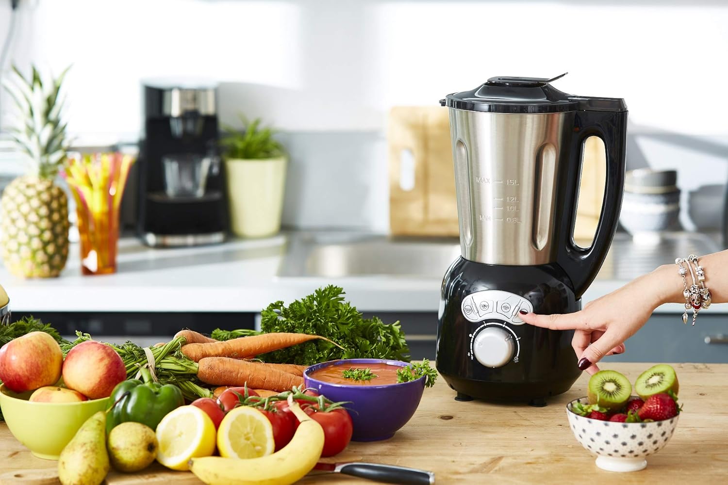 Senya SYCP-HB008R Cook & Ice V3 Red Stainless Steel Heated Blender, Soup Blender/Milled Soup, Steaming, Crushed Ice Smoothies, 1, 5L, 1400W, SYCP-HB008R